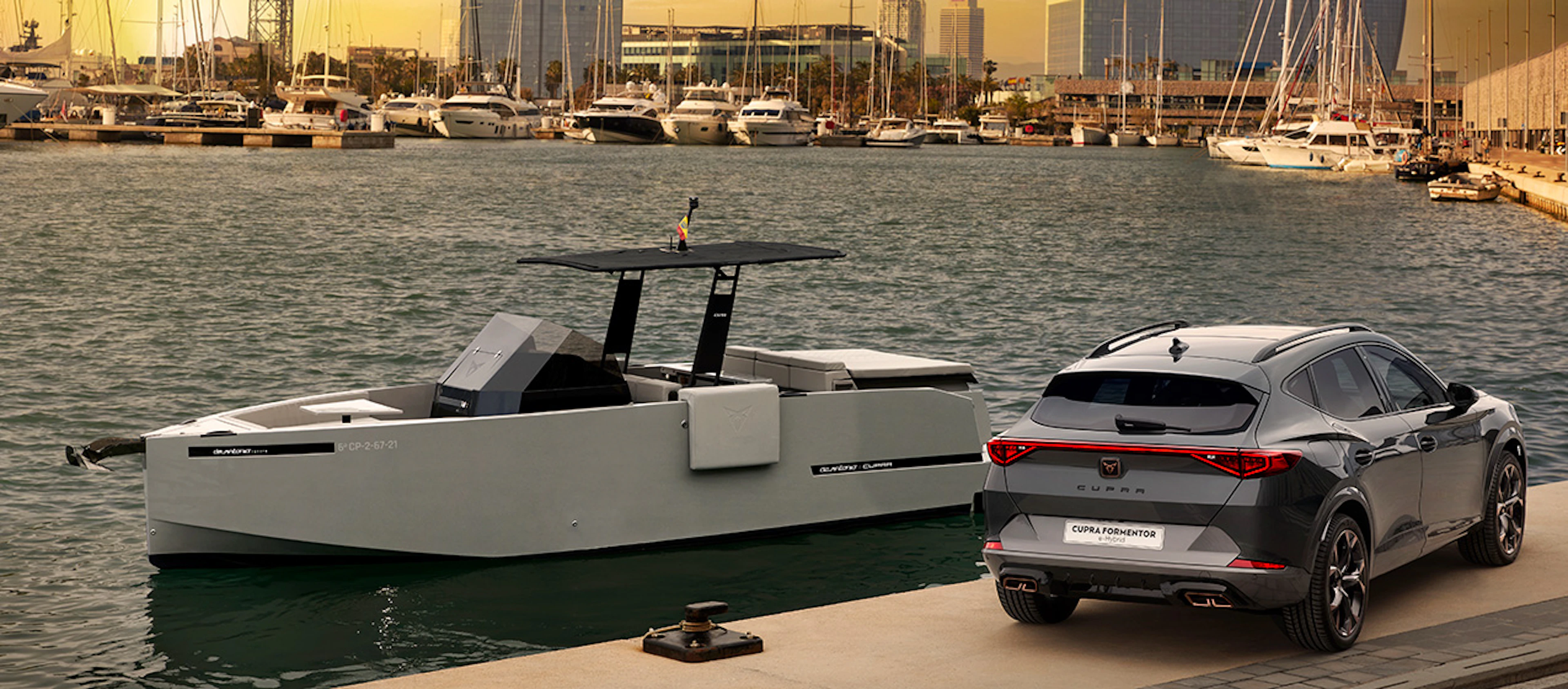 Hybride prestaties op volle zee: CUPRA en De Antonio Yachts presenteren de nieuwe D28 Formentor e-HYBRID.
