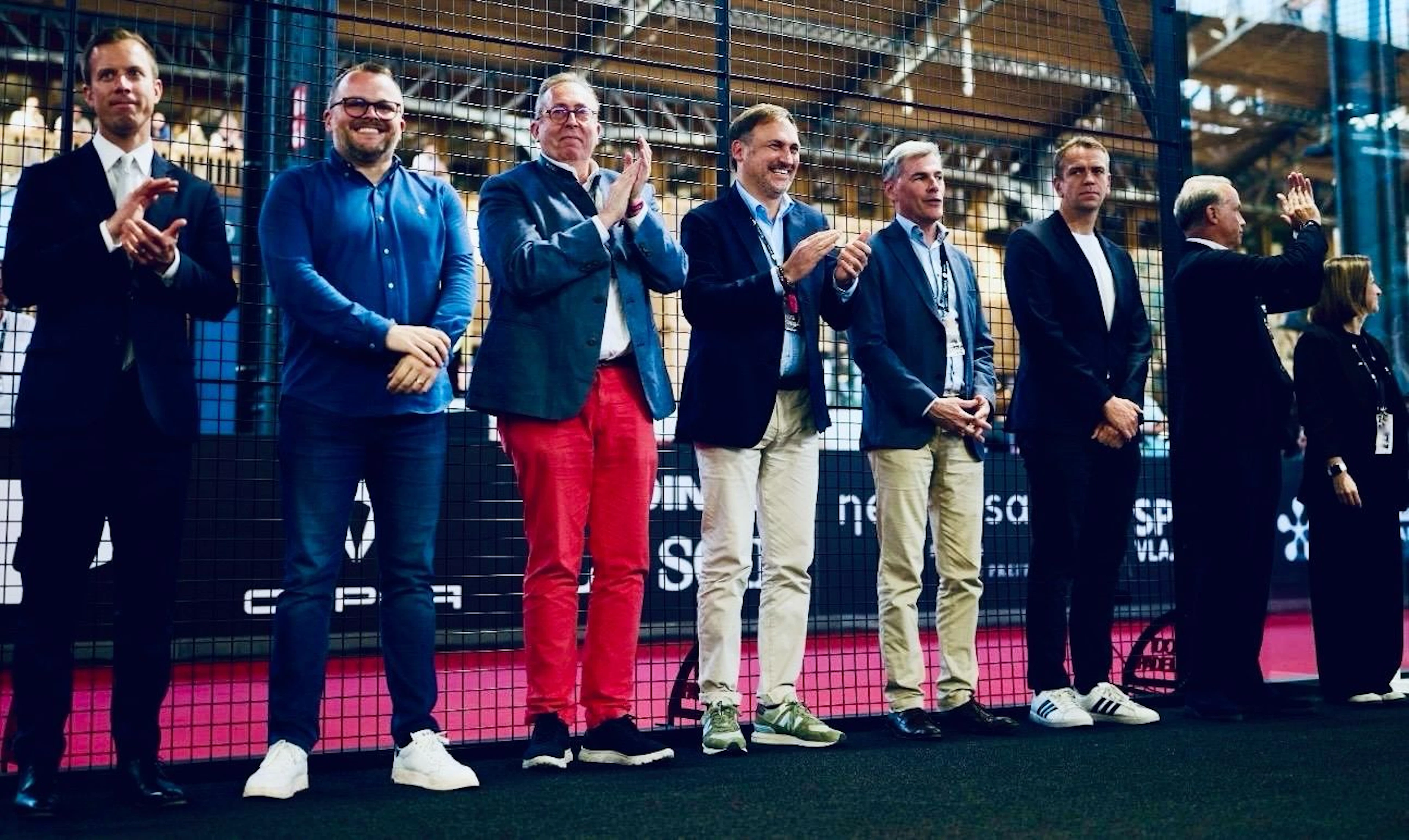 https://a.storyblok.com/f/142628/1294x772/27b4267d02/cupra-padel-1.jpg